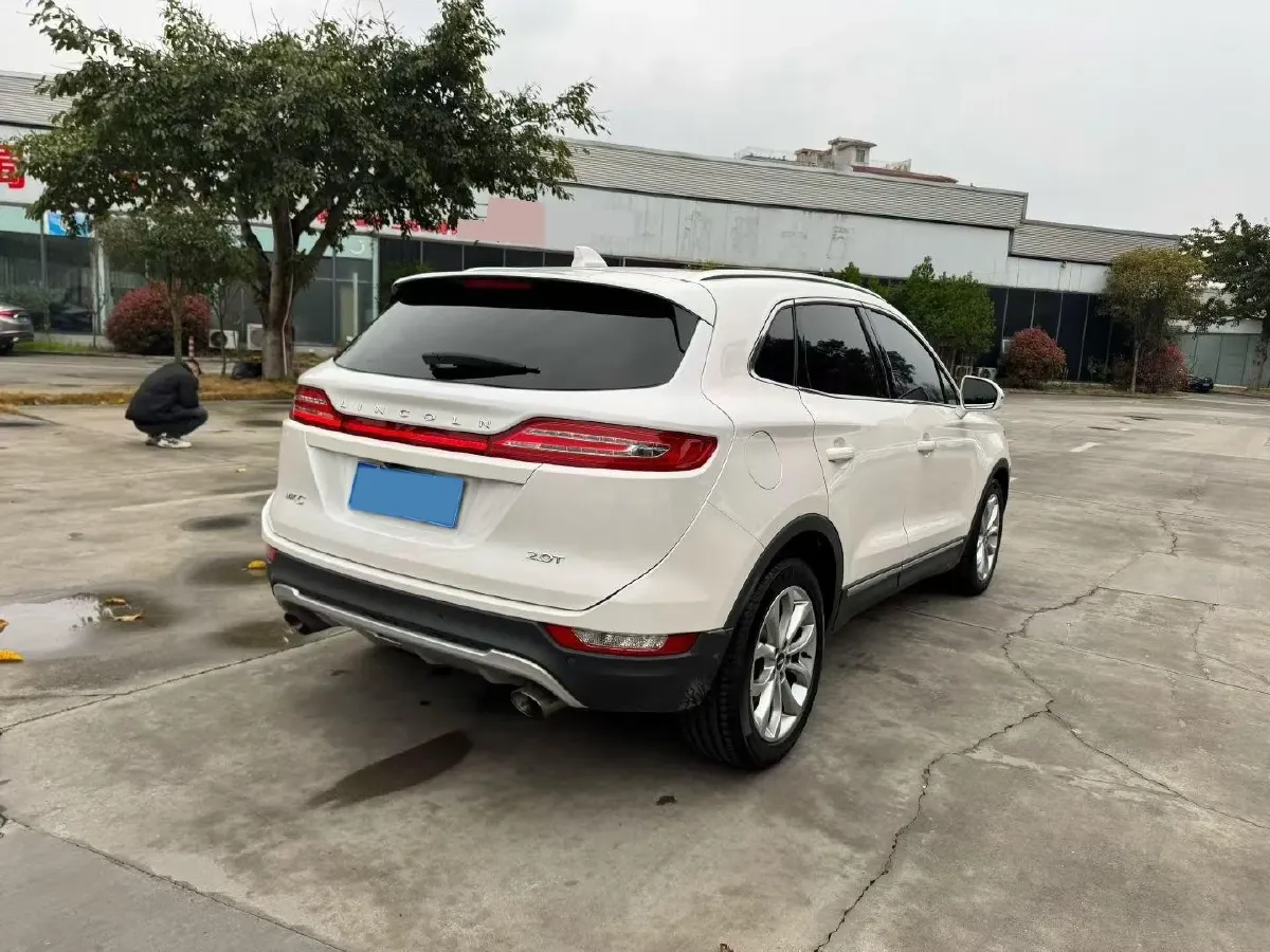 2018 Lincoln MKC 2.0T 203HP L4 6AT,autocango,china used car exporter,china ev exporter,chinese used car exporter,chinese used ev exporter