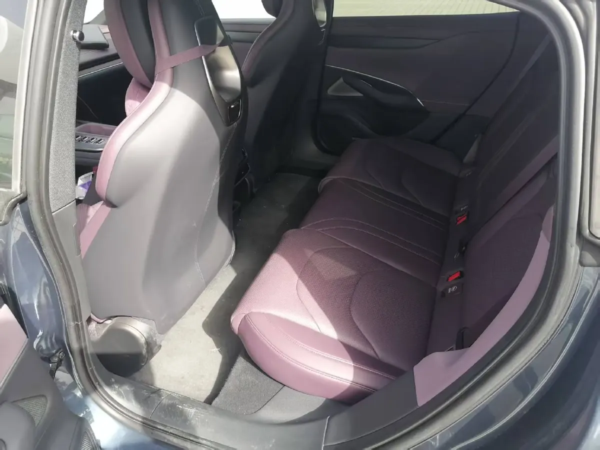 2024 MI SU7 BEV 94.3KWH,autocango,china used car exporter,china ev exporter,chinese used car exporter,chinese used ev exporter