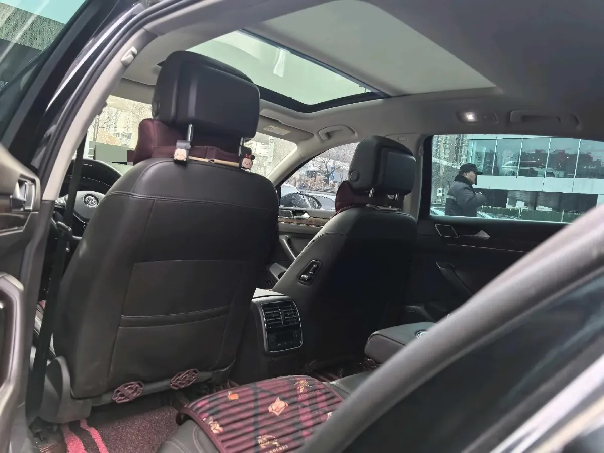 2018 Volkswagen Magotan 1.8T 180HP L4 7DCT,autocango,china used car exporter,china ev exporter,chinese used car exporter,chinese used ev exporter