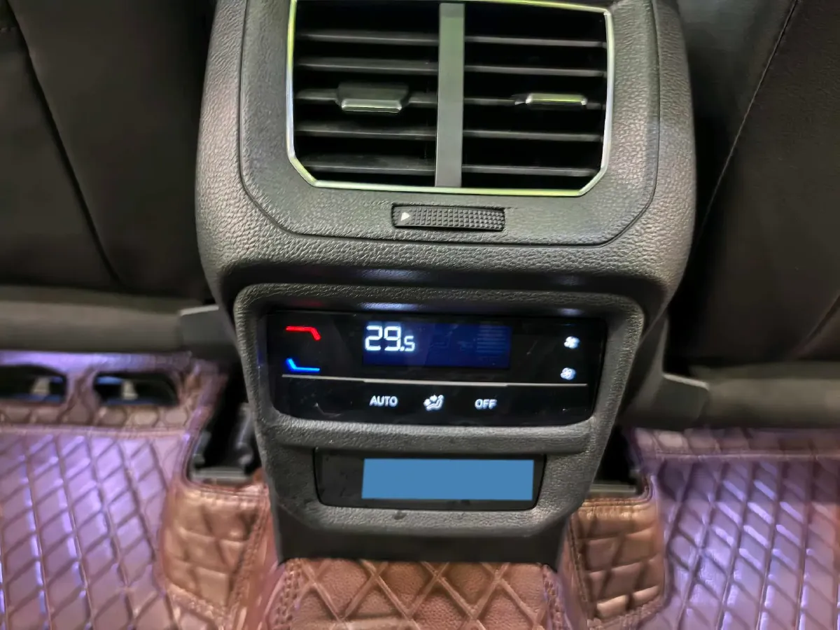 2024 Volkswagen Tayron 1.5T 160HP L4 7DCT,autocango,china used car exporter,china ev exporter,chinese used car exporter,chinese used ev exporter