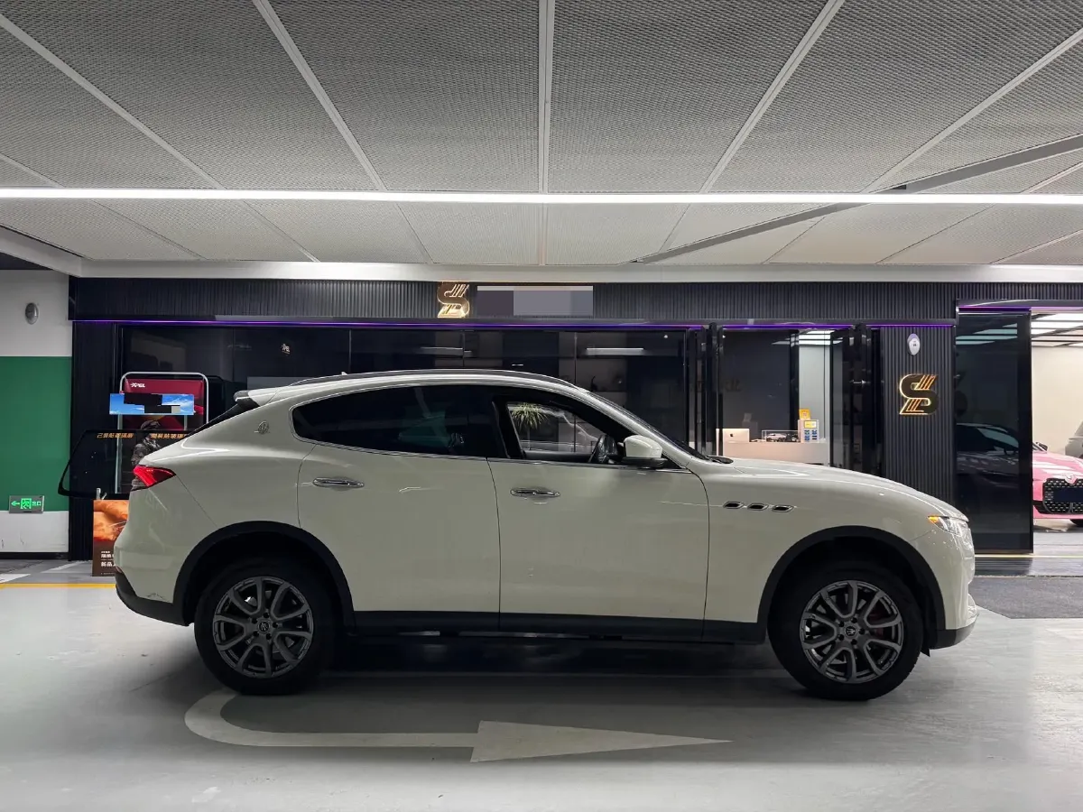 2021 Maserati Levante 3.0T 350HP V6 8AT,autocango,china used car exporter,china ev exporter,chinese used car exporter,chinese used ev exporter