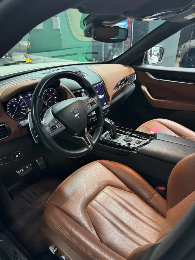 2021 Maserati Levante 3.0T 350HP V6 8AT,autocango,china used car exporter,china ev exporter,chinese used car exporter,chinese used ev exporter