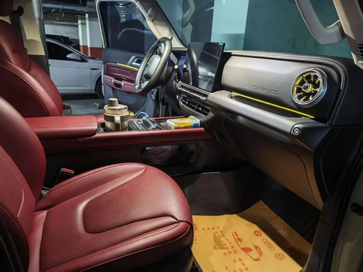 2025 Tank 300 2.4T 186HP L4 9AT,autocango,china used car exporter,china ev exporter,chinese used car exporter,chinese used ev exporter