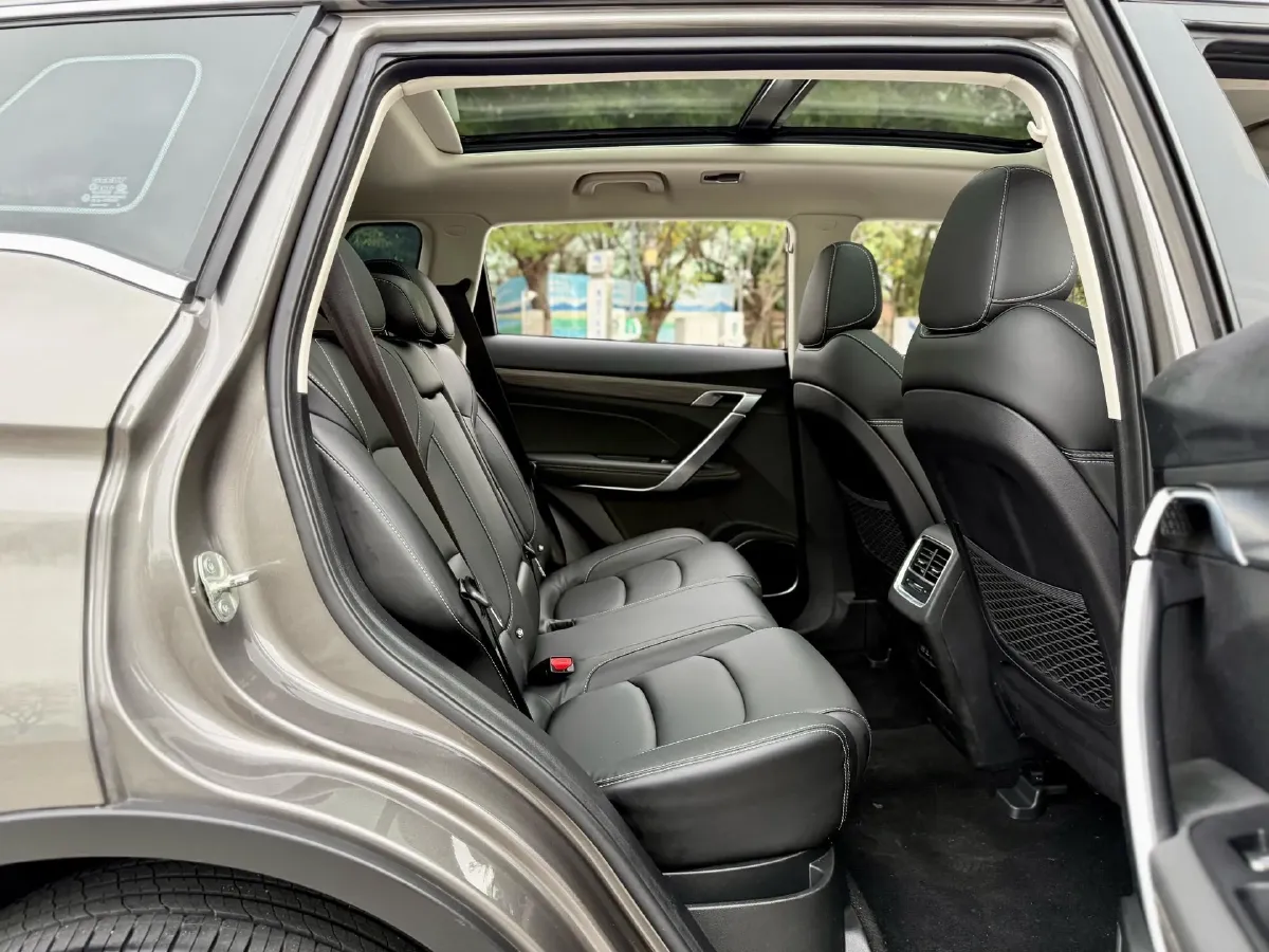 2020 Geely Azkarra 1.8T 184HP L4 7DCT,autocango,china used car exporter,china ev exporter,chinese used car exporter,chinese used ev exporter