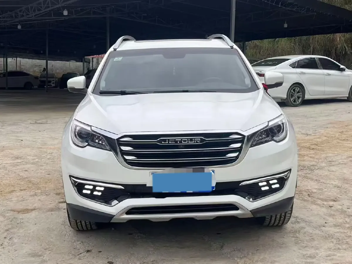 2018 Jetour X70 1.5T 147HP L4 5MT,autocango,china used car exporter,china ev exporter,chinese used car exporter,chinese used ev exporter