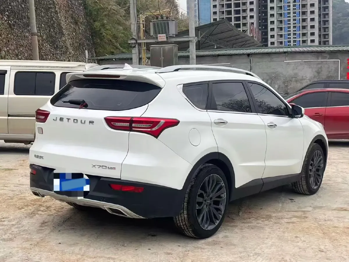 2018 Jetour X70 1.5T 147HP L4 5MT,autocango,china used car exporter,china ev exporter,chinese used car exporter,chinese used ev exporter