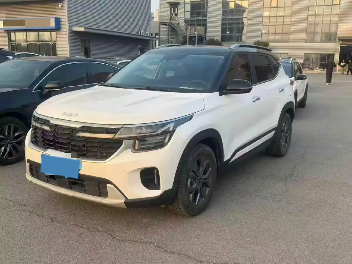 2023 Kia Seltos 1.5L 115HP L4 CVT,autocango,china used car exporter,china ev exporter,chinese used car exporter,chinese used ev exporter