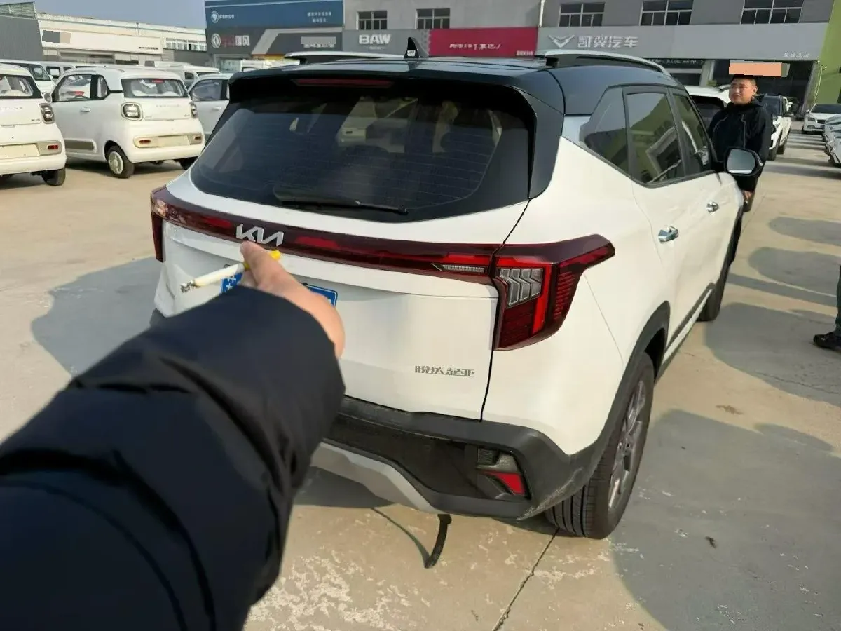 2023 Kia Seltos 1.5L 115HP L4 CVT,autocango,china used car exporter,china ev exporter,chinese used car exporter,chinese used ev exporter