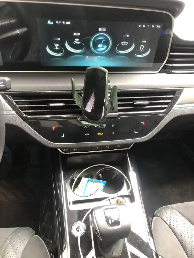 2022 HongQi HS5 2.0T 224HP L4 6AT,autocango,china used car exporter,china ev exporter,chinese used car exporter,chinese used ev exporter