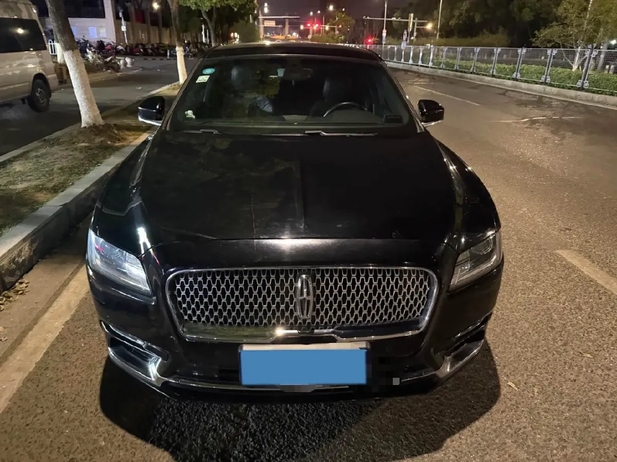 2018 Lincoln Continental 2.0T 261HP L4 6AT,autocango,china used car exporter,china ev exporter,chinese used car exporter,chinese used ev exporter