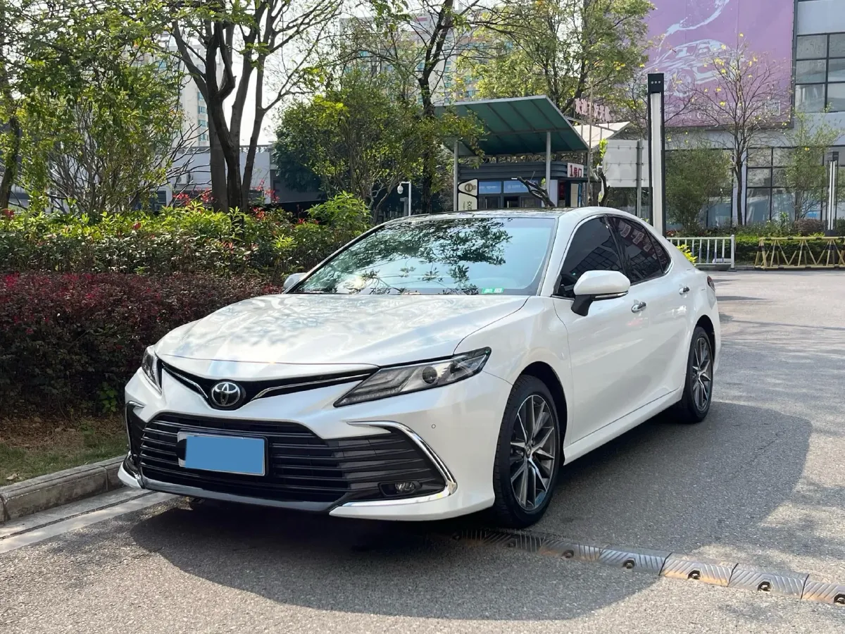 2021 Toyota Camry 2.5L 209HP L4 8AT,autocango,china used car exporter,china ev exporter,chinese used car exporter,chinese used ev exporter