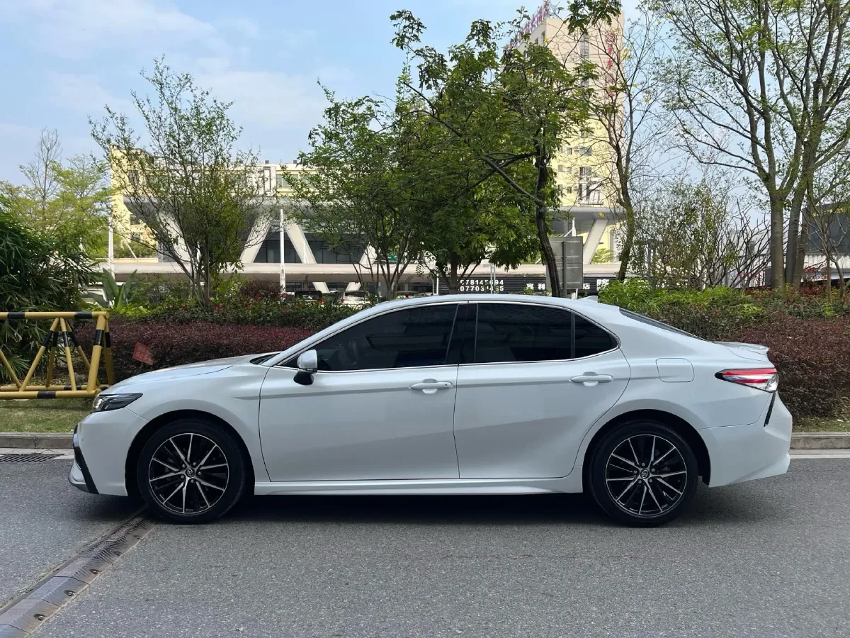 2022 Toyota Camry 2.0L 178HP L4 CVT,autocango,china used car exporter,china ev exporter,chinese used car exporter,chinese used ev exporter