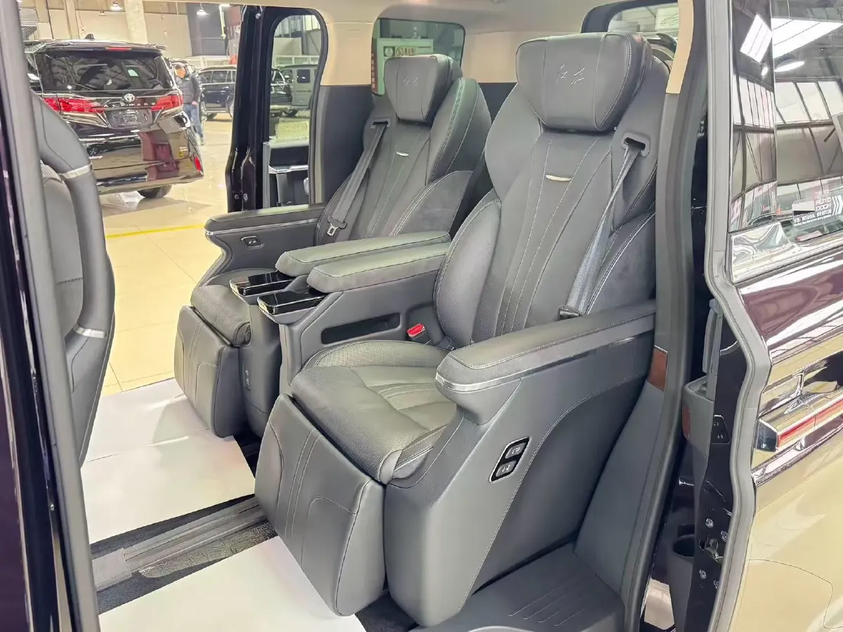 2024 HongQi HQ9 2.0T 163HP L4 1DHT PHEV 20.14KWH,autocango,china used car exporter,china ev exporter,chinese used car exporter,chinese used ev exporter