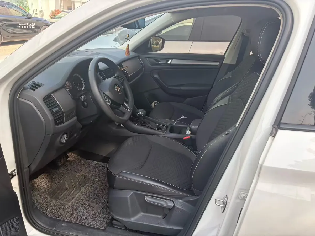 2018 Skoda Kodiak 2.0T 186HP L4 7DCT,autocango,china used car exporter,china ev exporter,chinese used car exporter,chinese used ev exporter