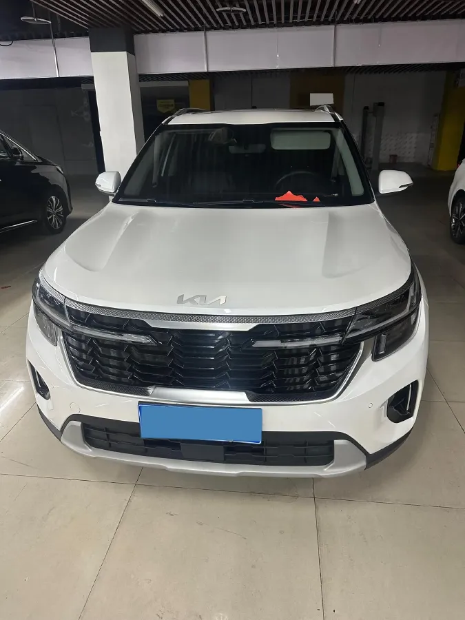 2023 Kia Seltos 1.5L 115HP L4 CVT,autocango,china used car exporter,china ev exporter,chinese used car exporter,chinese used ev exporter