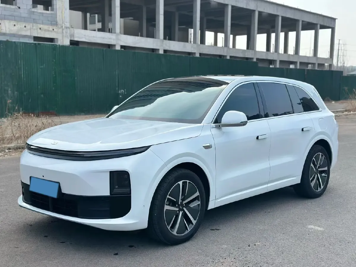 2024 Li L6 Range Extended 154HP L4 REEV 36.8KWH,autocango,china used car exporter,china ev exporter,chinese used car exporter,chinese used ev exporter