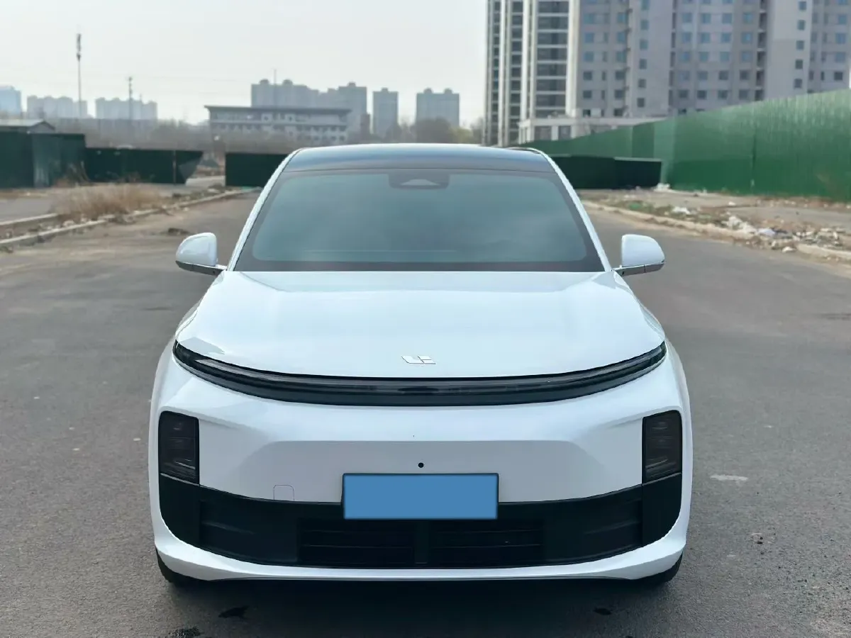 2024 Li L6 Range Extended 154HP L4 REEV 36.8KWH,autocango,china used car exporter,china ev exporter,chinese used car exporter,chinese used ev exporter