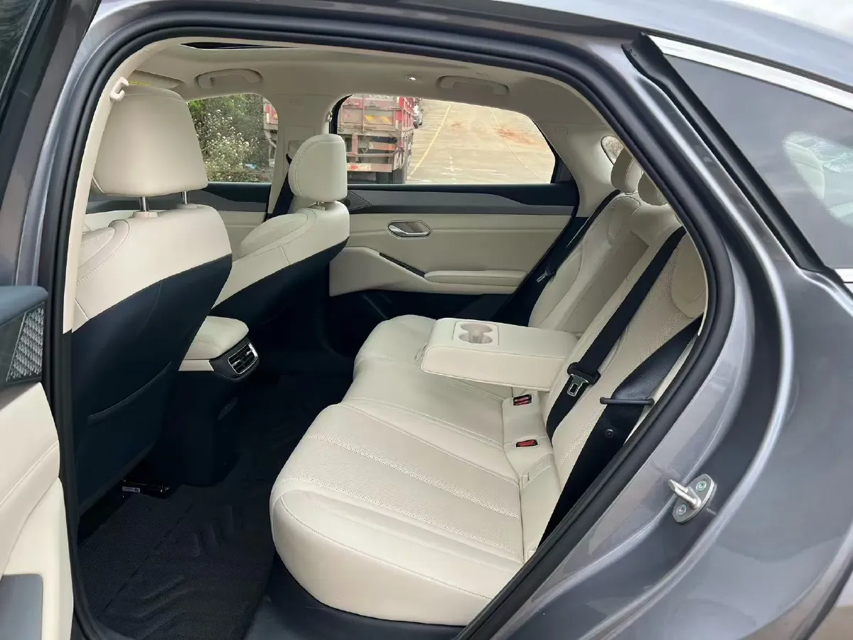 2025 BYD QinL BEV,autocango,china used car exporter,china ev exporter,chinese used car exporter,chinese used ev exporter