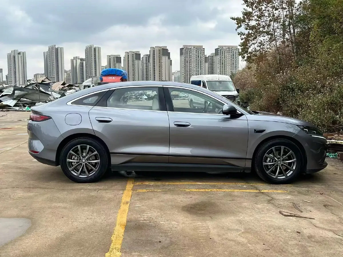 2025 BYD QinL BEV,autocango,china used car exporter,china ev exporter,chinese used car exporter,chinese used ev exporter