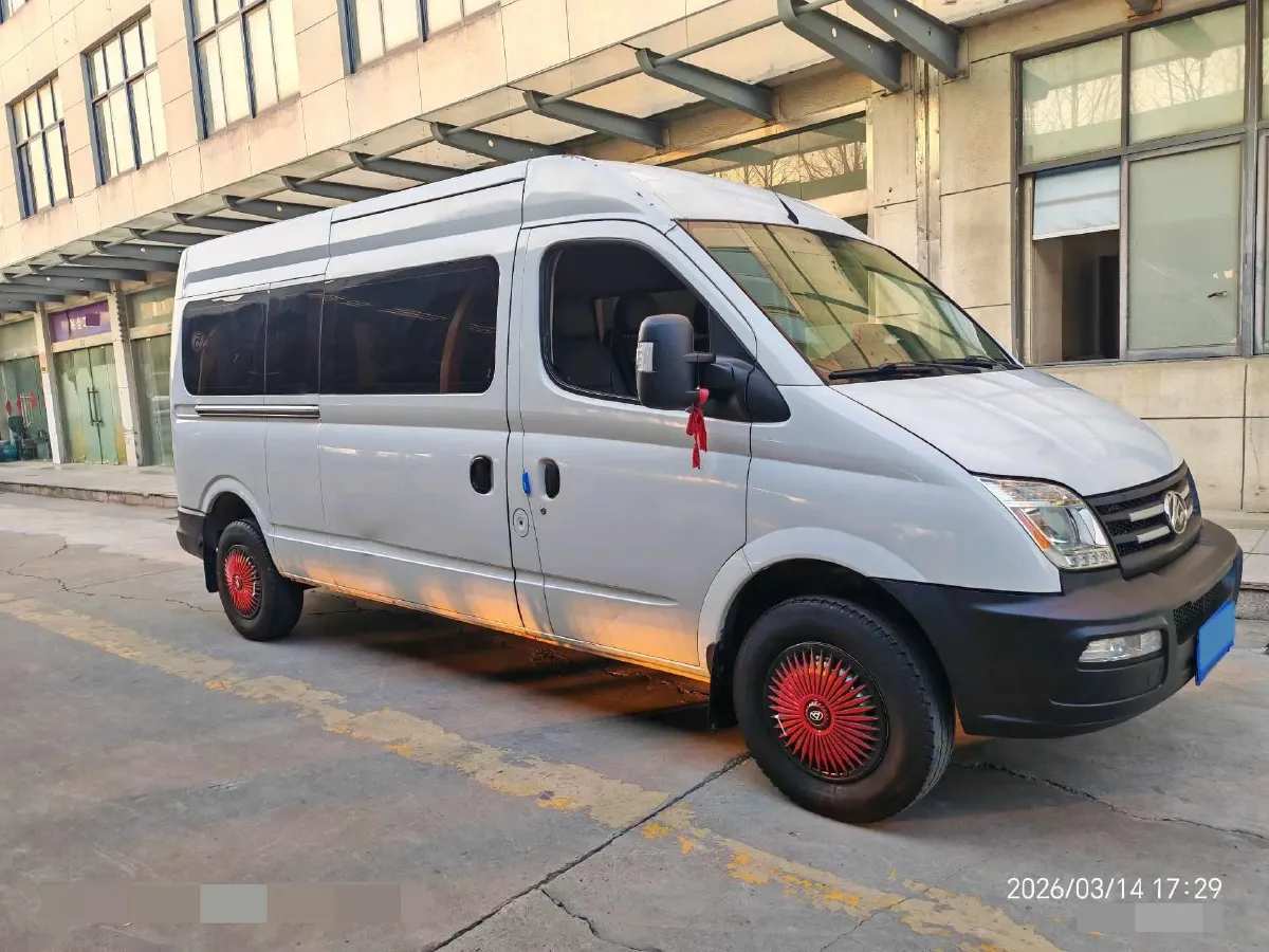 2018 MAXUS XinTu V80 2.5T 136HP L4 6MT,autocango,china used car exporter,china ev exporter,chinese used car exporter,chinese used ev exporter