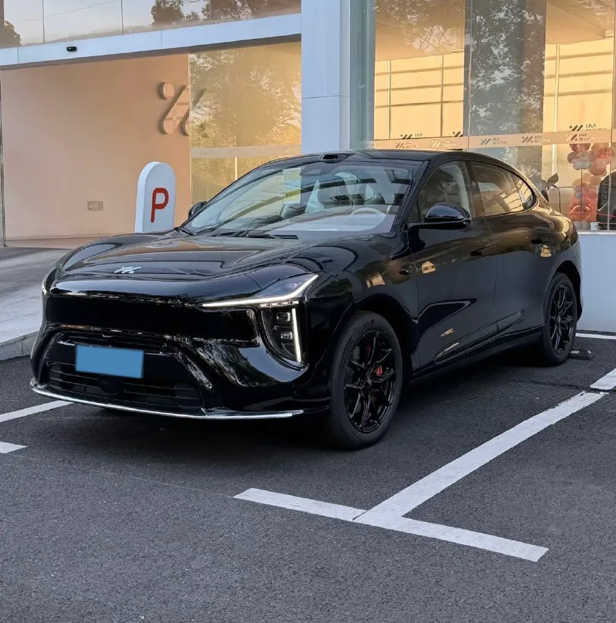 2025 IM LS6 BEV 75KWH,autocango,china used car exporter,china ev exporter,chinese used car exporter,chinese used ev exporter