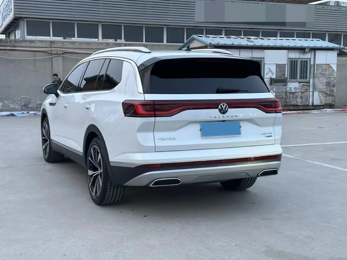 2021 Volkswagen Talagon 2.5T 299HP V6 7DCT,autocango,china used car exporter,china ev exporter,chinese used car exporter,chinese used ev exporter