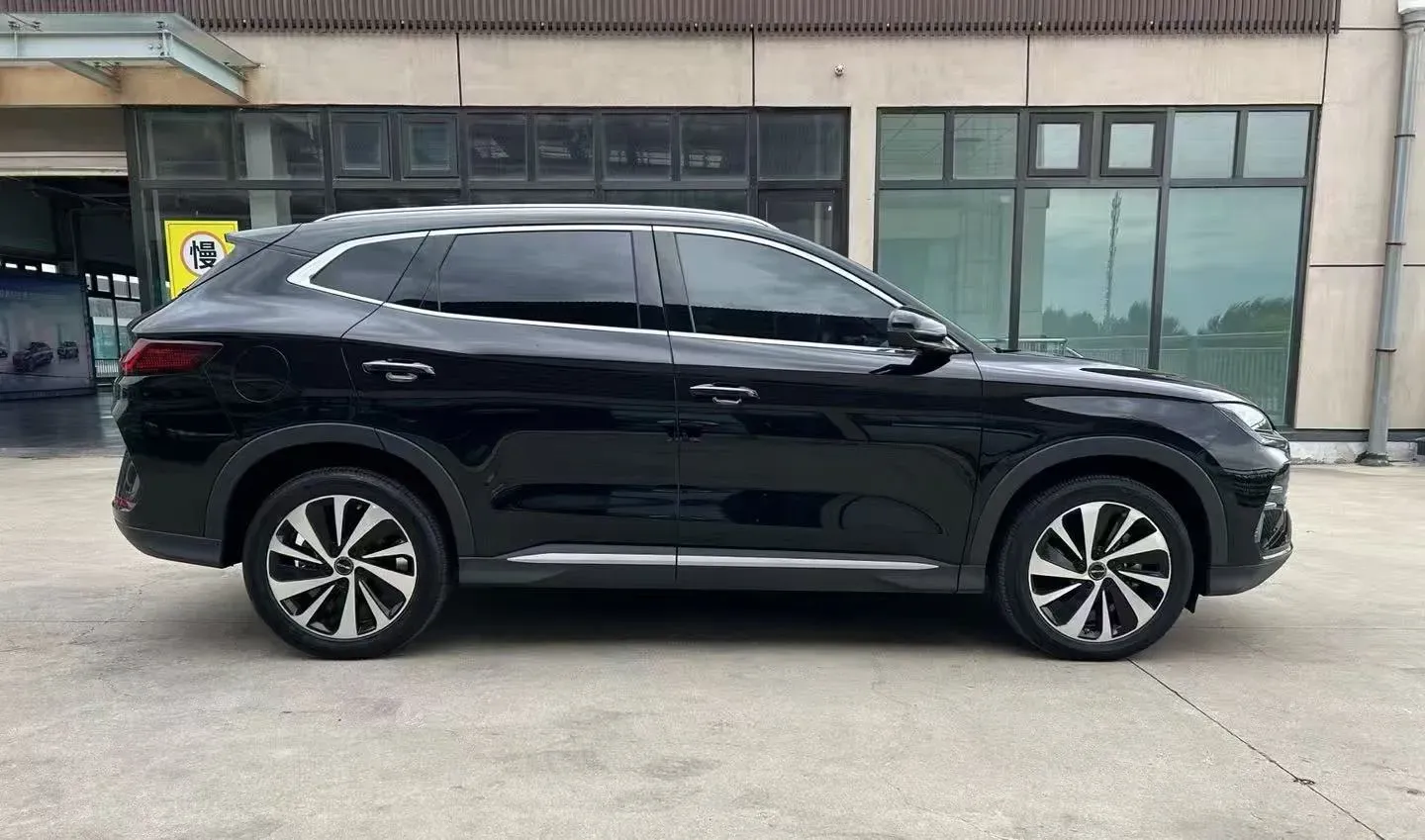 2022 Hyundai Tucson 2.0L 150HP L4 6AT Hybrid,autocango,china used car exporter,china ev exporter,chinese used car exporter,chinese used ev exporter