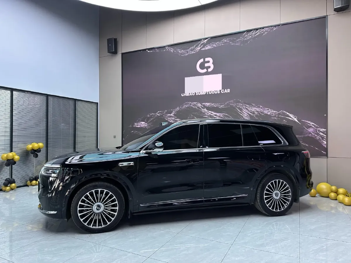 2025 AITO AITO M8 REEV 160HP REEV 53.4KWH,autocango,china used car exporter,china ev exporter,chinese used car exporter,chinese used ev exporter