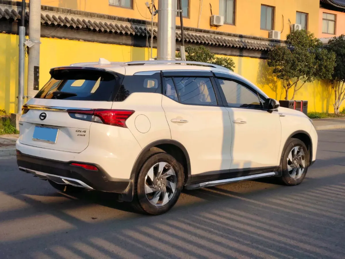 2021 GAC Trumpchi GS4 1.5T 169HP L4 7DCT,autocango,china used car exporter,china ev exporter,chinese used car exporter,chinese used ev exporter