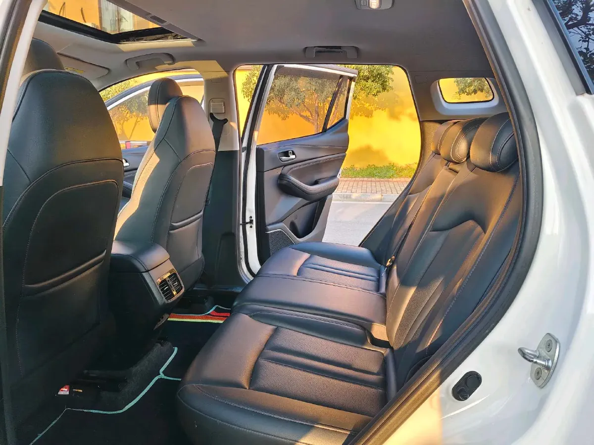 2021 GAC Trumpchi GS4 1.5T 169HP L4 7DCT,autocango,china used car exporter,china ev exporter,chinese used car exporter,chinese used ev exporter