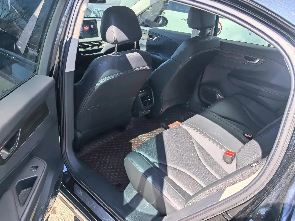 2023 HongQi E-QM5 BEV 54KWH,autocango,china used car exporter,china ev exporter,chinese used car exporter,chinese used ev exporter