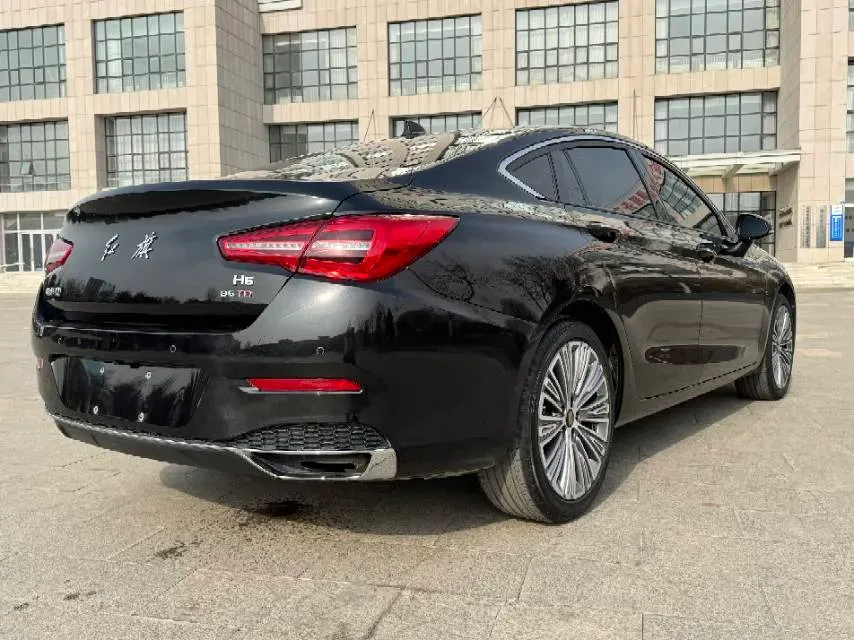 2022 HongQi H5 1.8T 197HP L4 6AT,autocango,china used car exporter,china ev exporter,chinese used car exporter,chinese used ev exporter