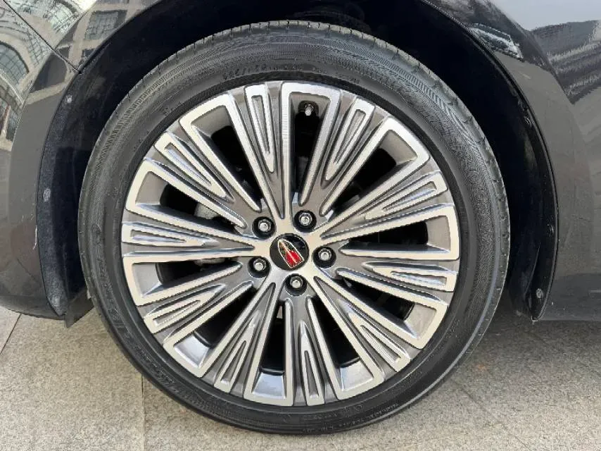 2022 HongQi H5 1.8T 197HP L4 6AT,autocango,china used car exporter,china ev exporter,chinese used car exporter,chinese used ev exporter