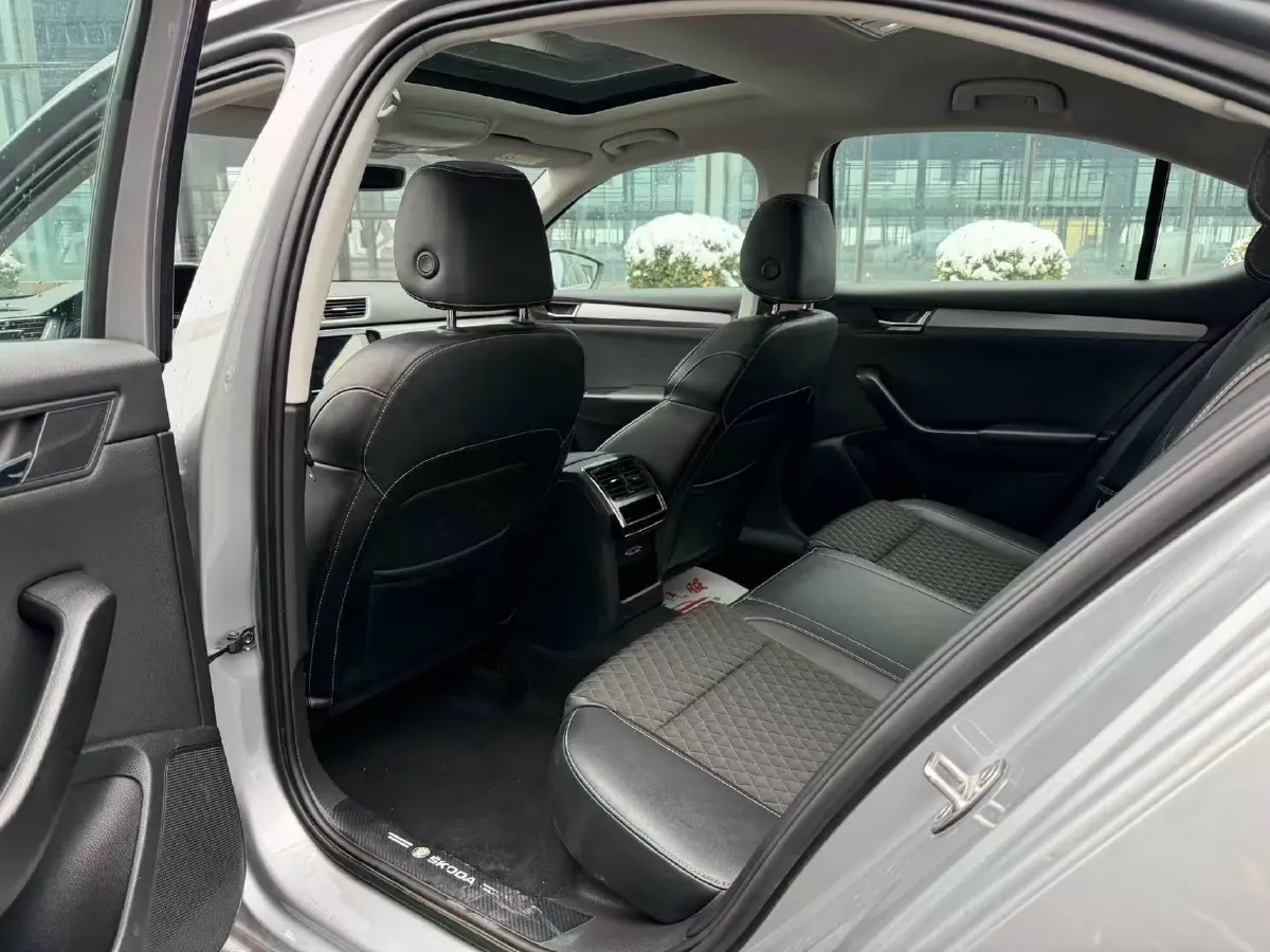 2018 Nissan Terra 2.5L 184HP L4 7AT,autocango,china used car exporter,china ev exporter,chinese used car exporter,chinese used ev exporter