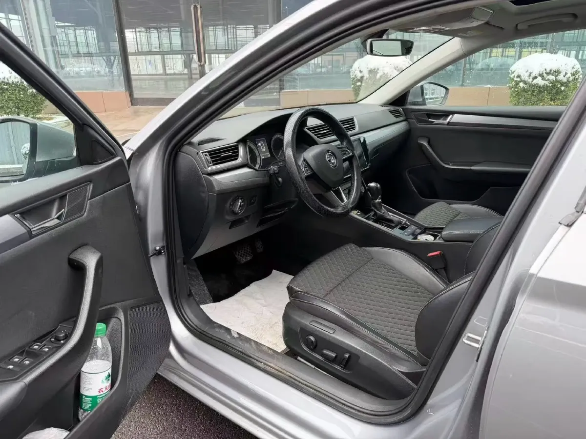 2018 Nissan Terra 2.5L 184HP L4 7AT,autocango,china used car exporter,china ev exporter,chinese used car exporter,chinese used ev exporter