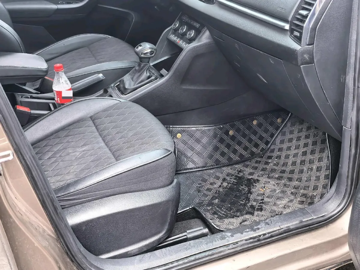 2019 Skoda Karoq 1.4T 150HP L4 7DCT,autocango,china used car exporter,china ev exporter,chinese used car exporter,chinese used ev exporter