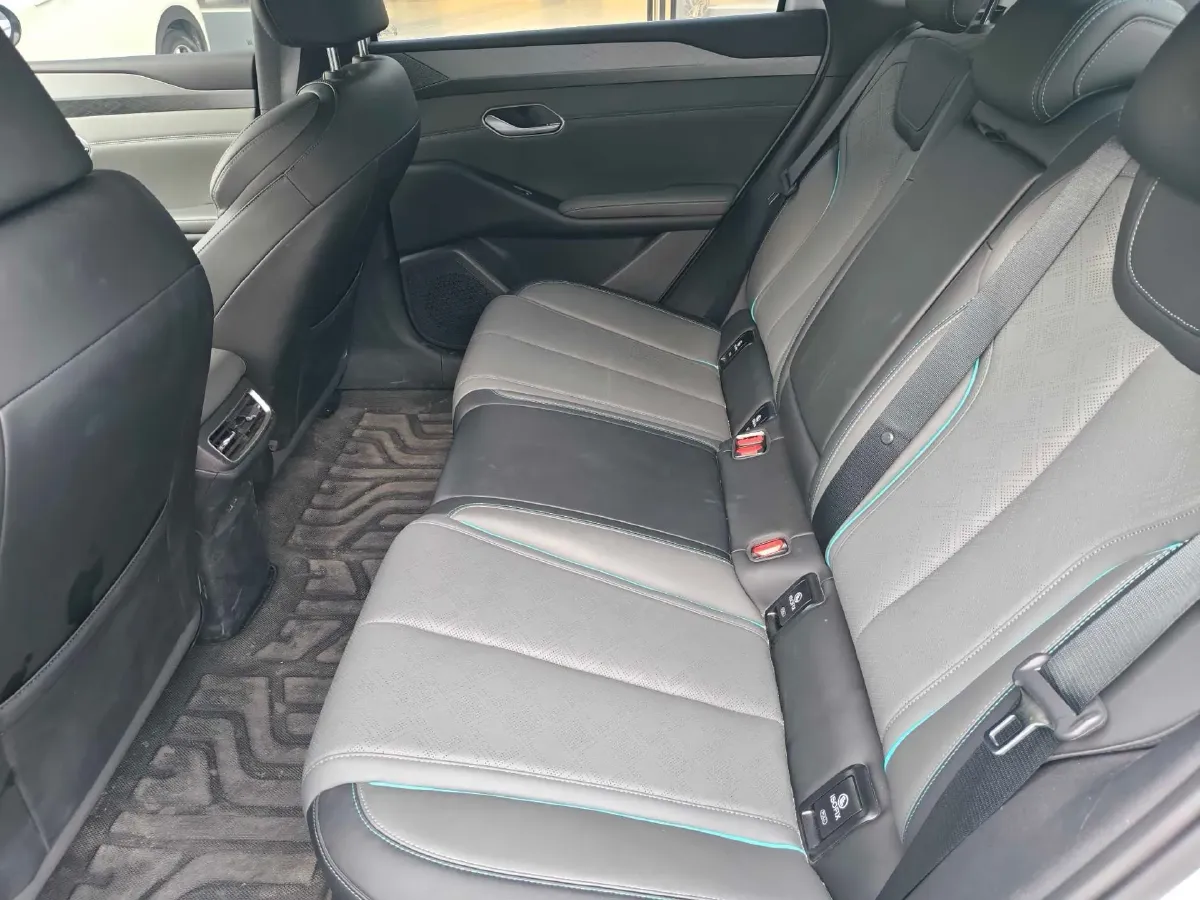 2025 BYD QinL BEV,autocango,china used car exporter,china ev exporter,chinese used car exporter,chinese used ev exporter