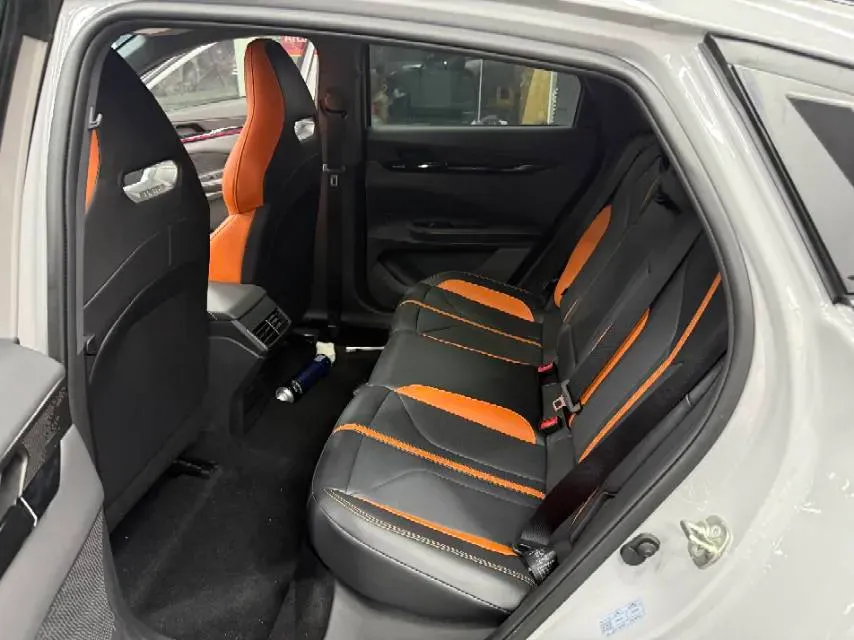 2024 ChangAn UNI-V 1.5T 188HP L4 7DCT,autocango,china used car exporter,china ev exporter,chinese used car exporter,chinese used ev exporter