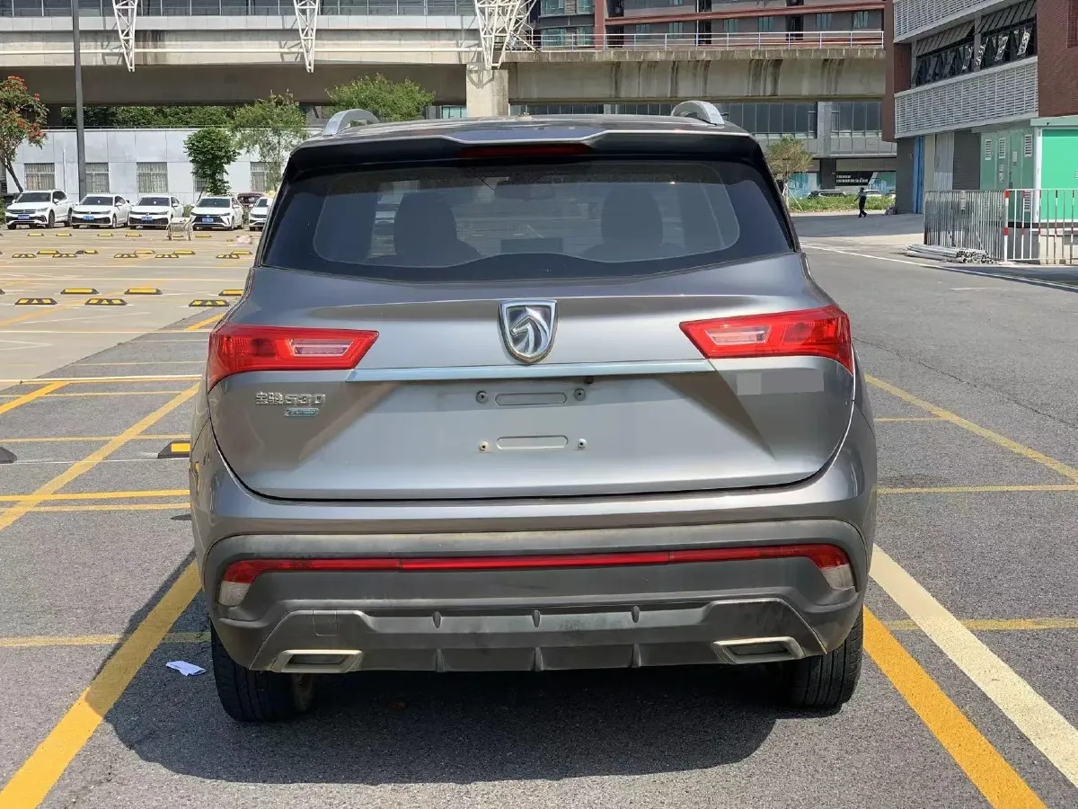 2019 BaoJun 530 1.5T 151HP L4 CVT,autocango,china used car exporter,china ev exporter,chinese used car exporter,chinese used ev exporter