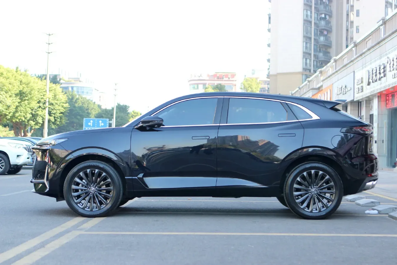 2021 ChangAn UNI-K 2.0T 233HP L4 8AT,autocango,china used car exporter,china ev exporter,chinese used car exporter,chinese used ev exporter