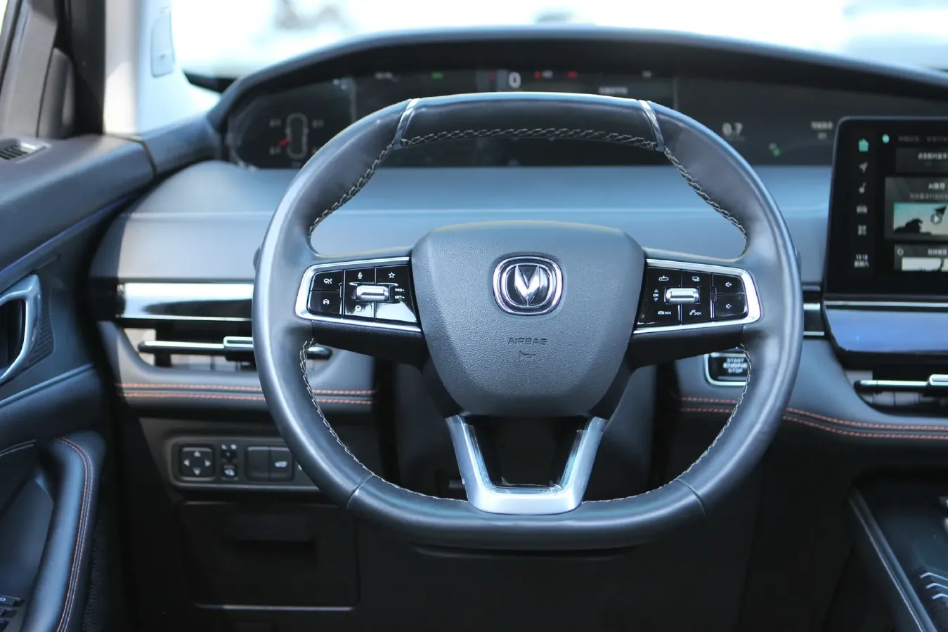 2021 ChangAn UNI-K 2.0T 233HP L4 8AT,autocango,china used car exporter,china ev exporter,chinese used car exporter,chinese used ev exporter