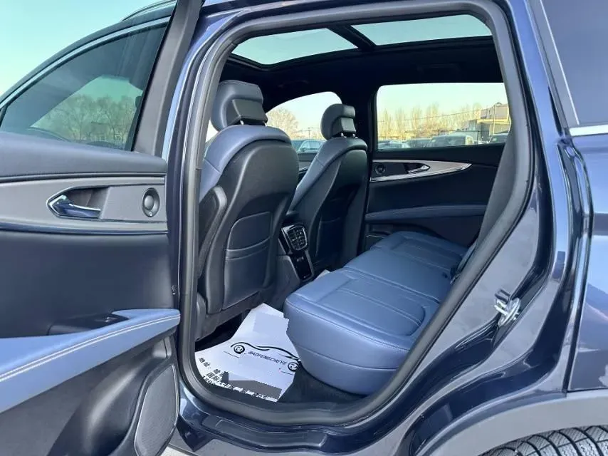 2021 Lincoln Nautilus 2.7T 322HP V6 8AT,autocango,china used car exporter,china ev exporter,chinese used car exporter,chinese used ev exporter