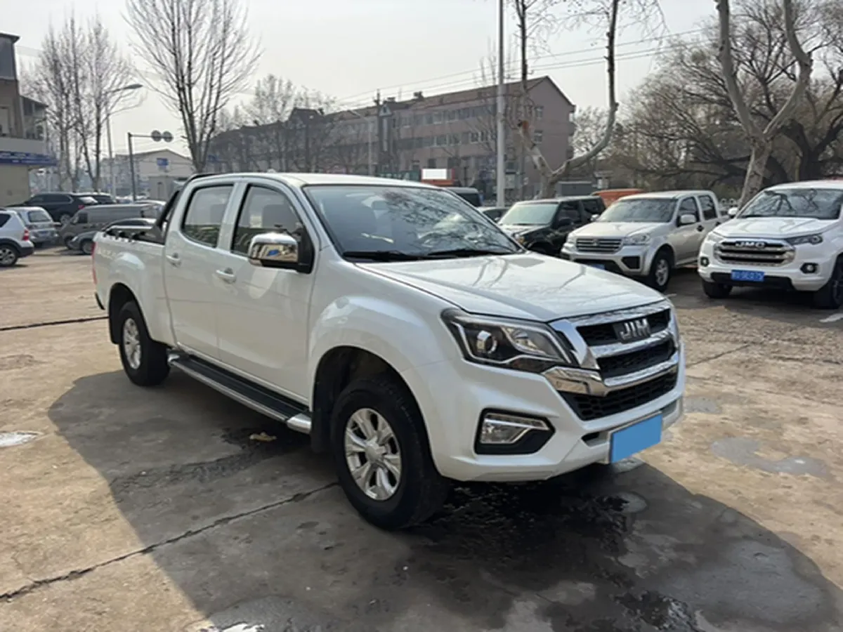 2019 Isuzu RE-MAX Jim 2.5T 129HP L4 6MT,autocango,china used car exporter,china ev exporter,chinese used car exporter,chinese used ev exporter