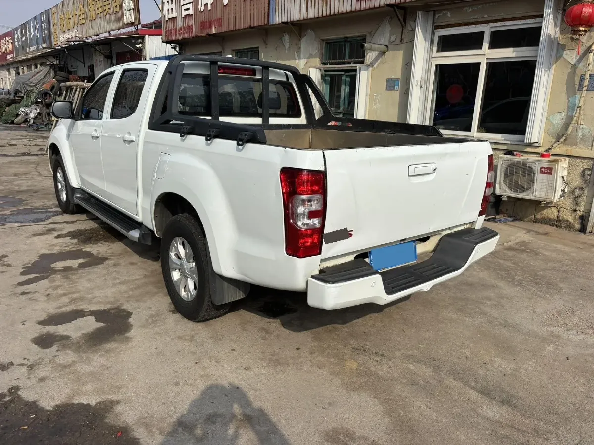 2019 Isuzu RE-MAX Jim 2.5T 129HP L4 6MT,autocango,china used car exporter,china ev exporter,chinese used car exporter,chinese used ev exporter
