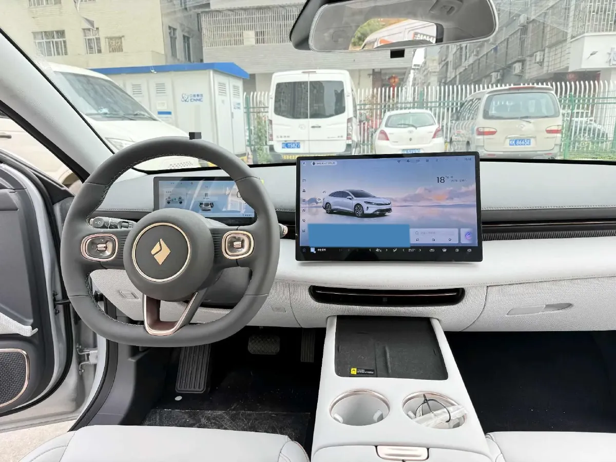 2025 BaoJun XiangJing 1.5T 143HP L4 1DHT PHEV,autocango,china used car exporter,china ev exporter,chinese used car exporter,chinese used ev exporter