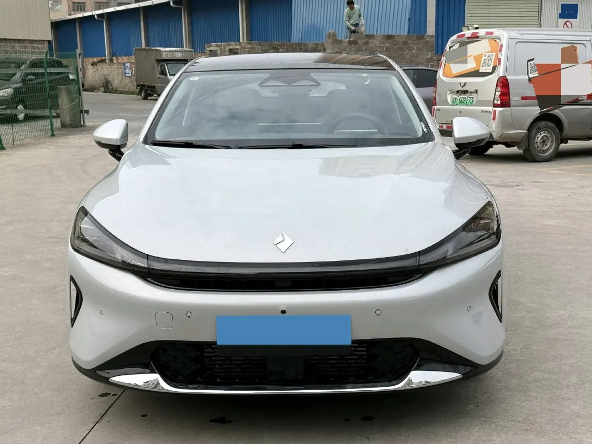 2025 BaoJun XiangJing 1.5T 143HP L4 1DHT PHEV,autocango,china used car exporter,china ev exporter,chinese used car exporter,chinese used ev exporter