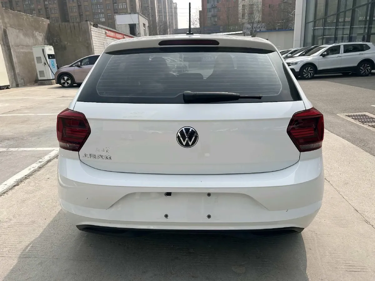 2023 Volkswagen Polo 1.5L 110HP L4 6AT,autocango,china used car exporter,china ev exporter,chinese used car exporter,chinese used ev exporter