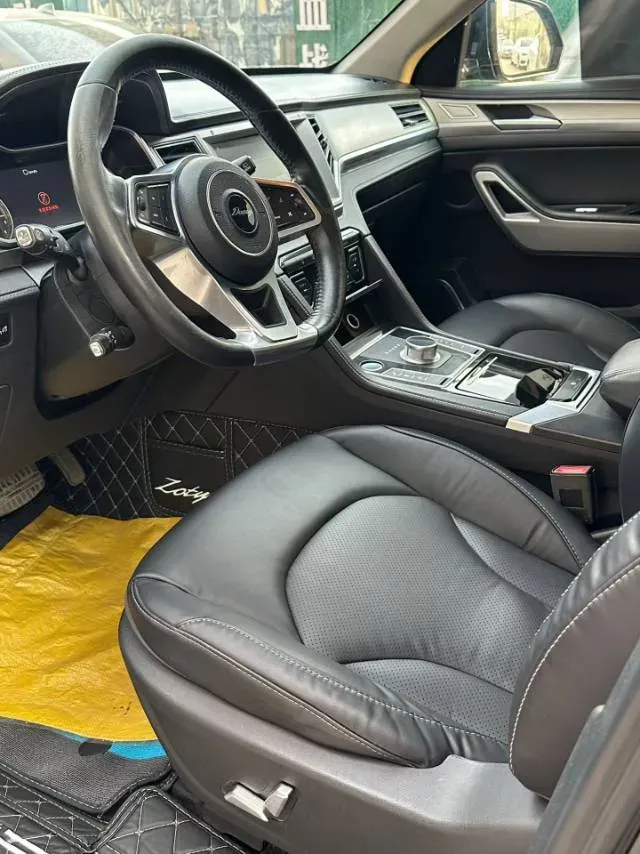 2018 Zotye Damy X7 2.0T 190HP L4 8AT,autocango,china used car exporter,china ev exporter,chinese used car exporter,chinese used ev exporter