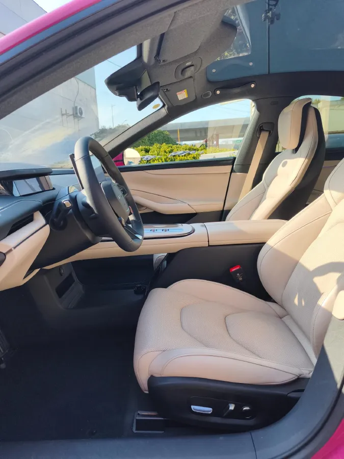 2024 MI SU7 BEV 73.6KWH,autocango,china used car exporter,china ev exporter,chinese used car exporter,chinese used ev exporter