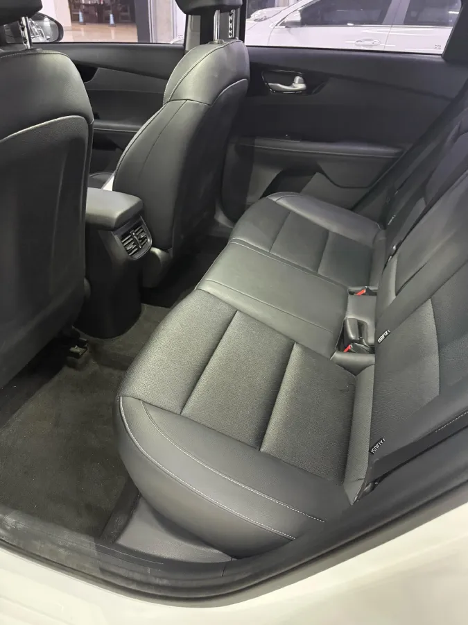 2021 Kia K3 1.5L 115HP L4 CVT,autocango,china used car exporter,china ev exporter,chinese used car exporter,chinese used ev exporter